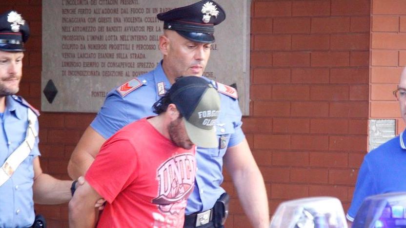 Simone Bertocchi si è costituito ai carabinieri