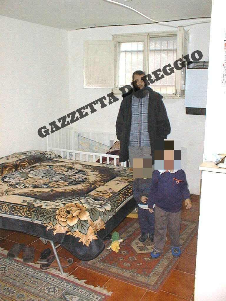 Reggio Emilia, imam integralista espulso. Aveva chiamato la figlia Jihad 