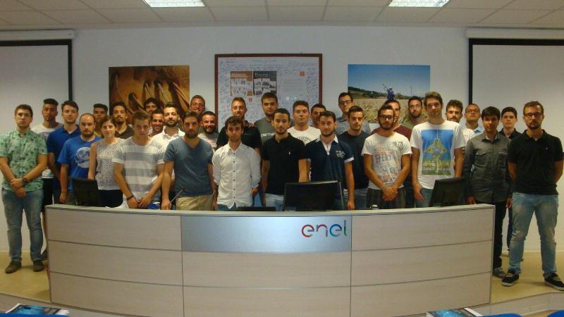 Enel distribuzione ha assunto 27 giovani, due di loro in servizio a Livorno
