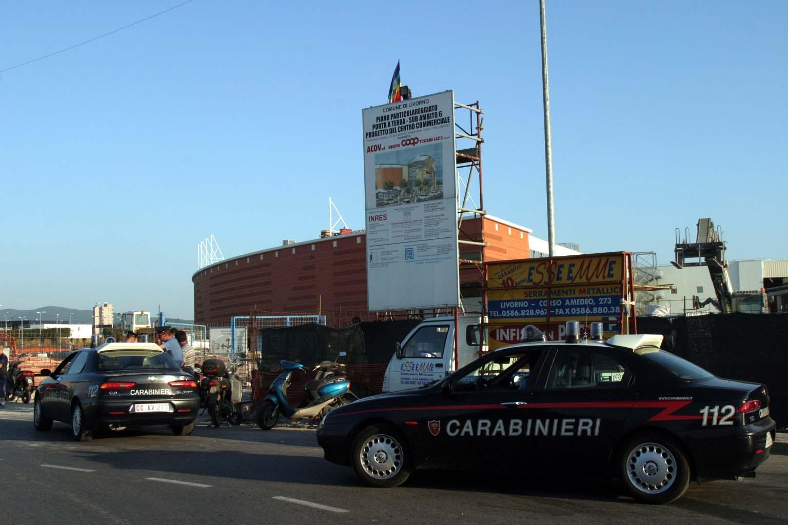 Carabinieri in azione alle Fonti del Corallo (foto di archivio)