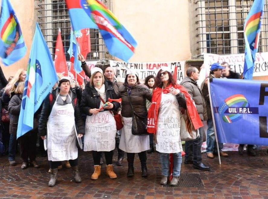 Rsa, sindacati all’attacco «Stop alle trattative» 