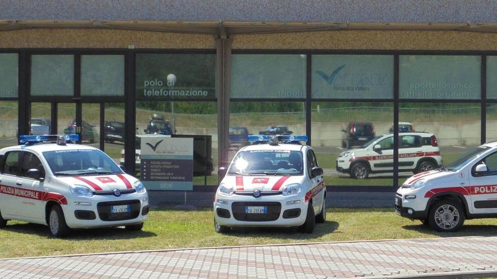 Auto nuove per la polizia del Parco