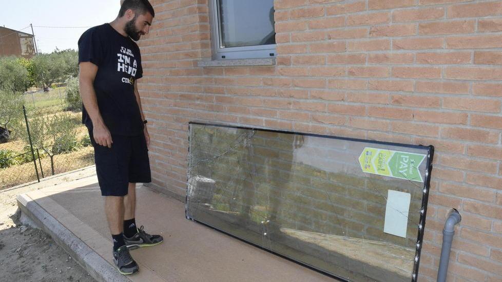Via con le slot e la macchina cambia monete