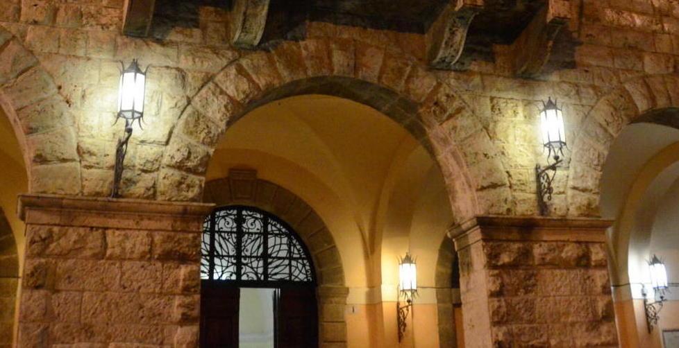 Ladri scatenati nell’androne del Comune 