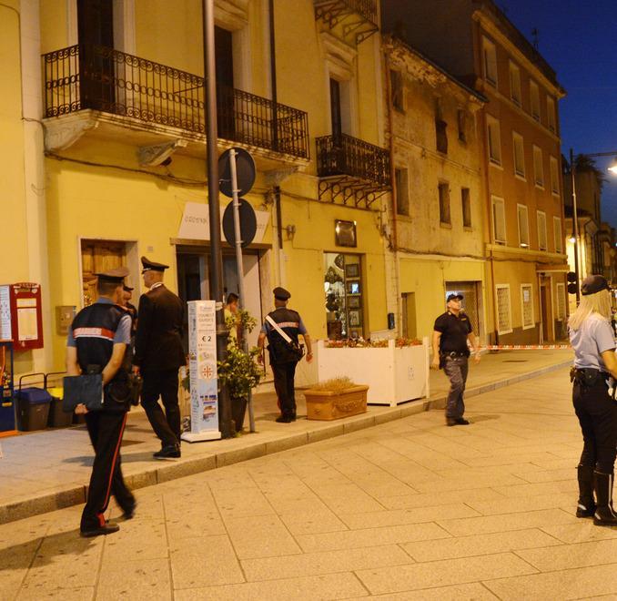 Una valigia abbandonata fa scattare l’allarme bomba