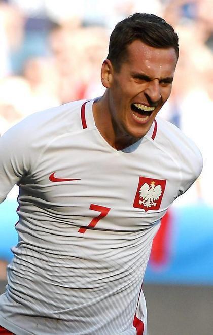 Napoli, oltre a Icardi c’è l’affare Milik 