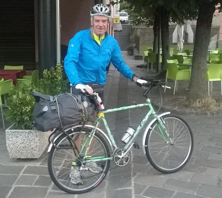 Da Casina a Parigi in bici 1.200 chilometri in 7 giorni 
