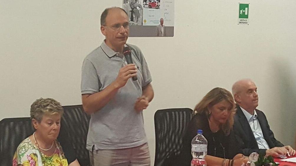 L'ex premier Enrico Letta alla commemorazione in onore di Benedetto Mondini