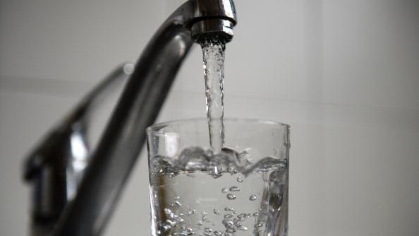 Acqua vietata nelle scuole di Camaiore