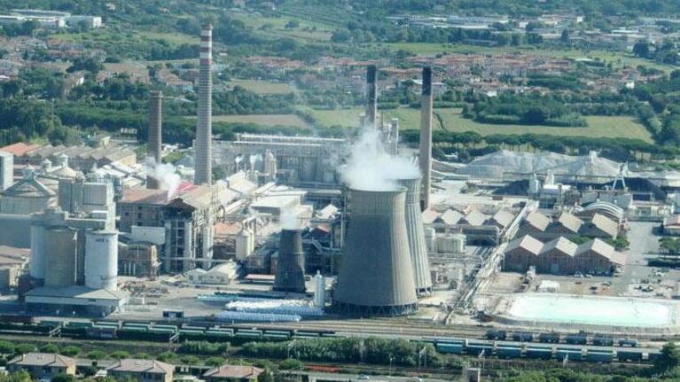 Una veduta dello stabilimento Solvay