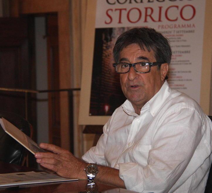 Corteggio, meno figuranti più spettacoli di strada 