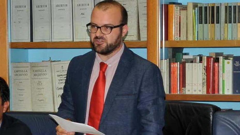 Giunta caduta, Lambardi va all’attacco