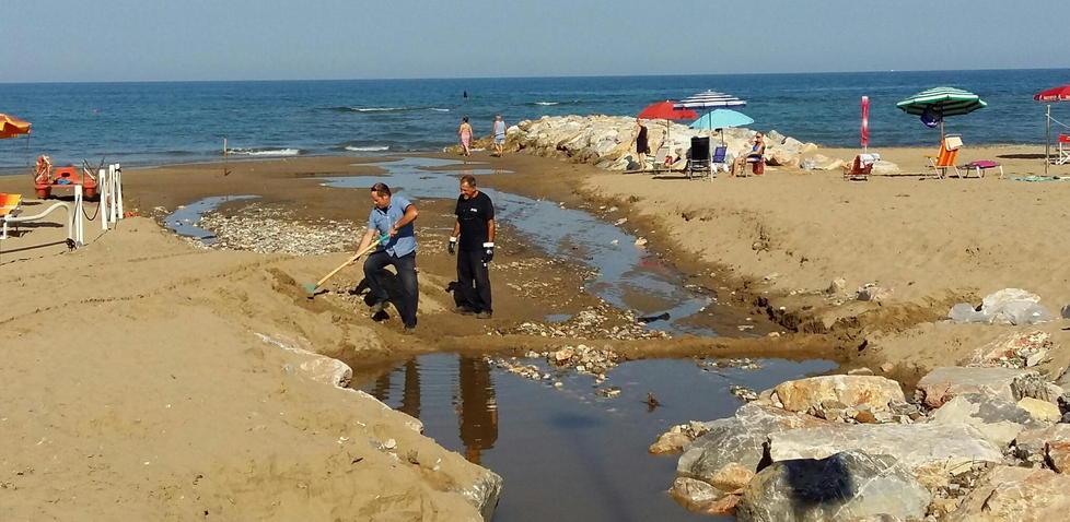 Asa: «Gli scarichi abusivi mettono in crisi il sistema» 