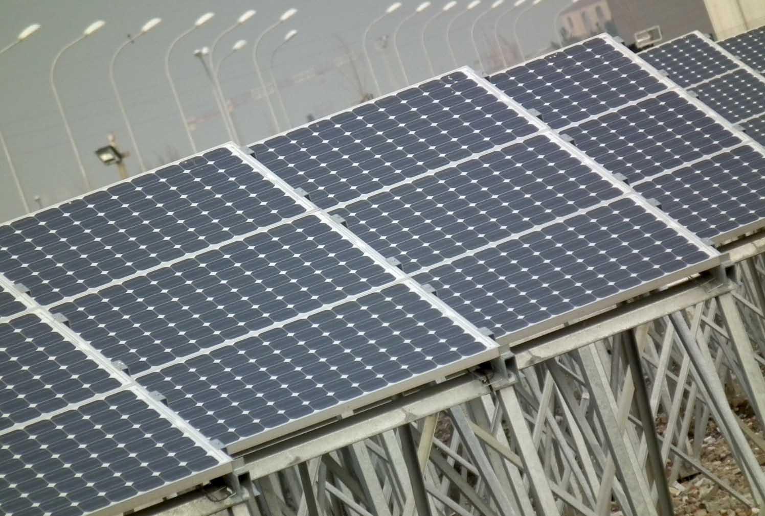pannelli fotovoltaici (foto d'archivio)