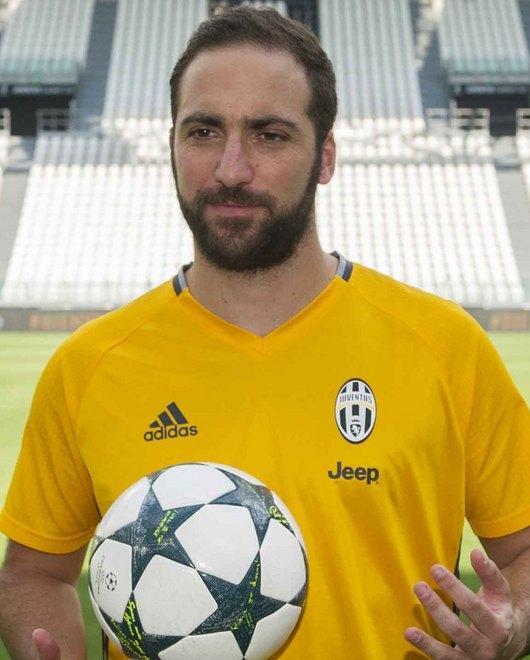 Da Higuain bordate a De Laurentiis 