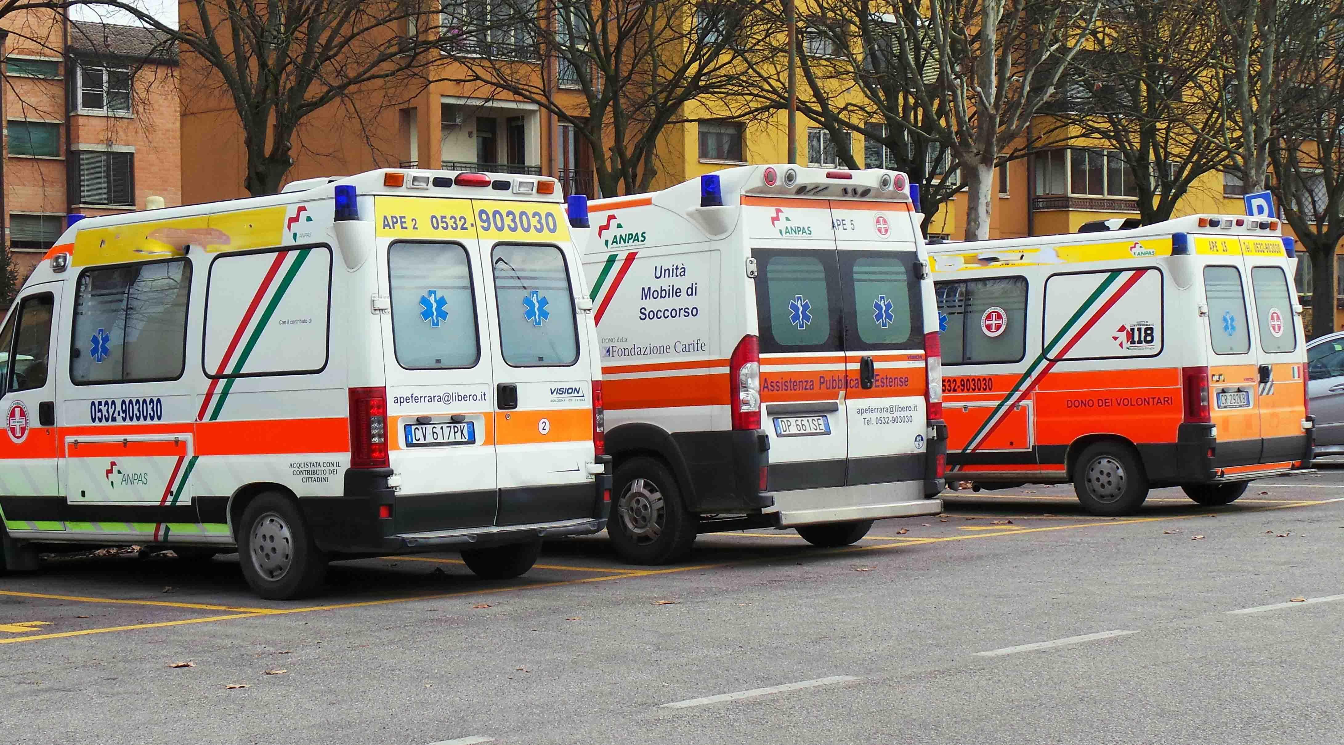Ambulanze in servizio a Ferrara