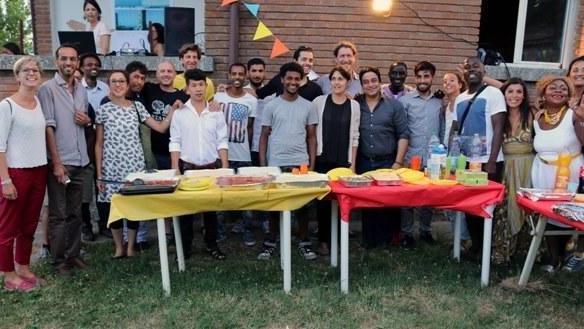 Una cena multietnica all'agriturismo Spagnolina