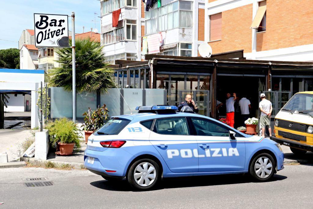 Una pattuglia della polizia (foto di archivio)