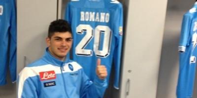 Antonio Romano con la maglia del Napoli