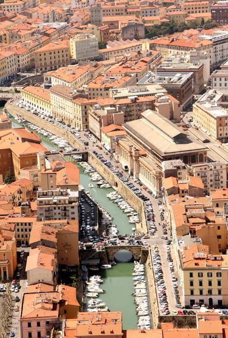 Prezzi giù, vendite boom Il mattone torna a ballare 