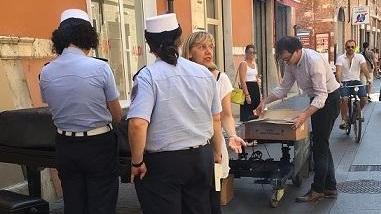 Spostato il pianista fuori posto