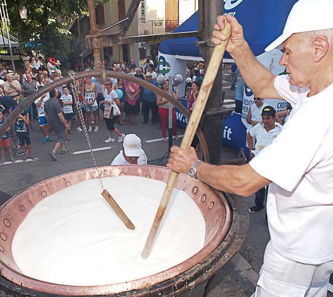 Fiera del Parmigiano la festa compie 50 anni 