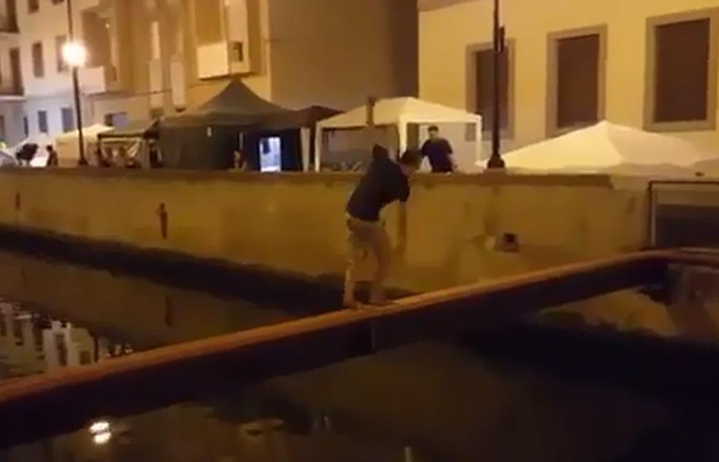 Un fermo immagini dal video "Livorno e livornesi"