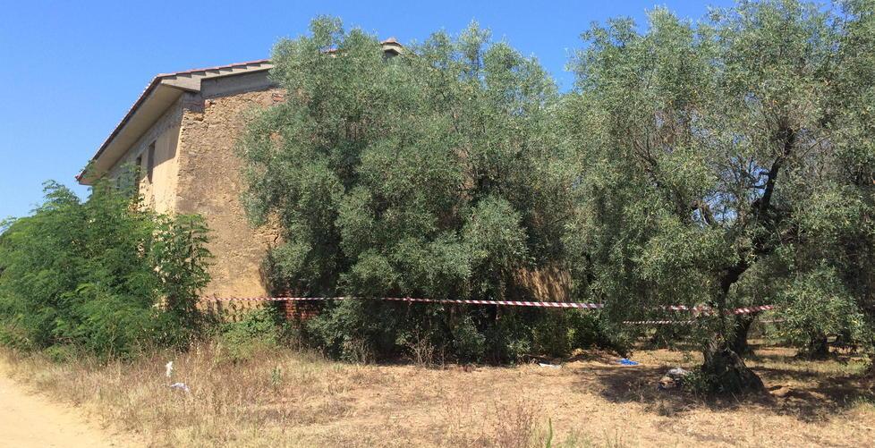  Resta senza nome il cadavere trovato nel casolare giovedì