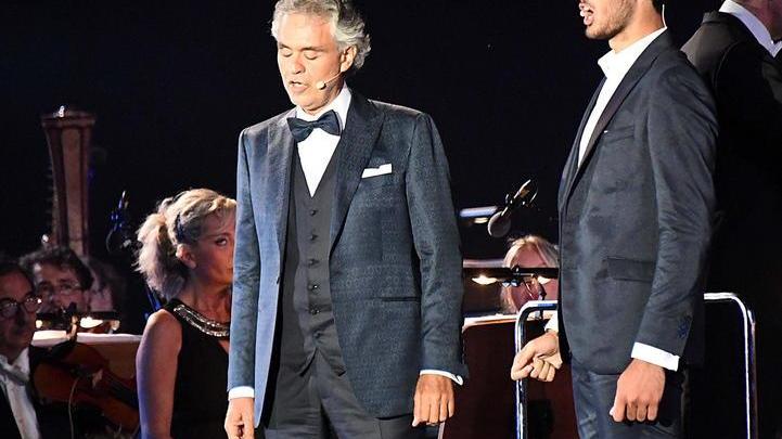 La magia del circo con Andrea Bocelli