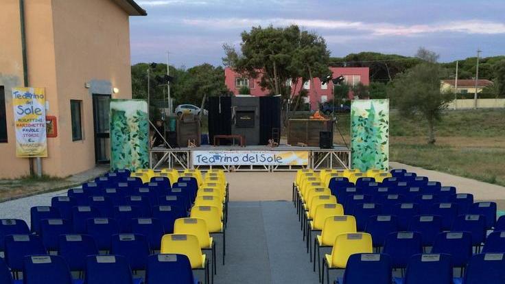 Sedie donate al Teatrino del Sole