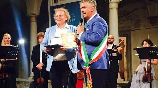 A Michael Guttman le chiavi di Pietrasanta