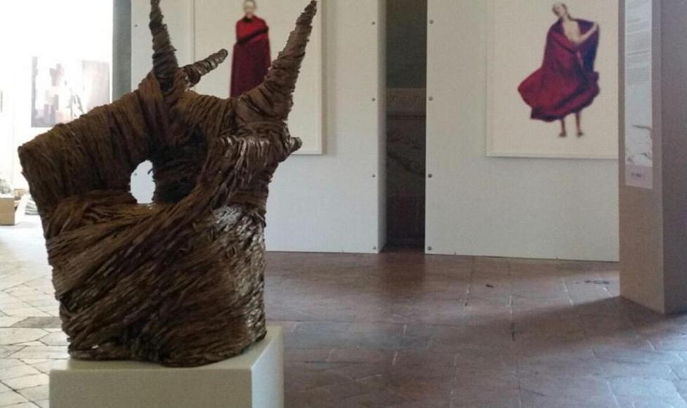 La mostra indoor apre l’estate di “Cartasia” 