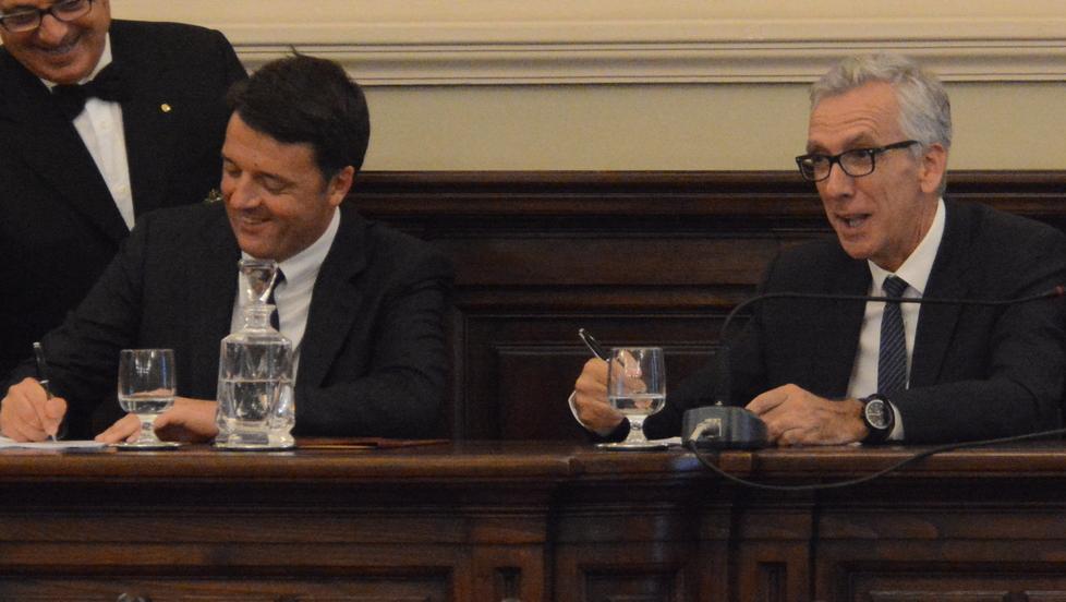 L’economista promuove Renzi: «Buono il patto per la Sardegna» 