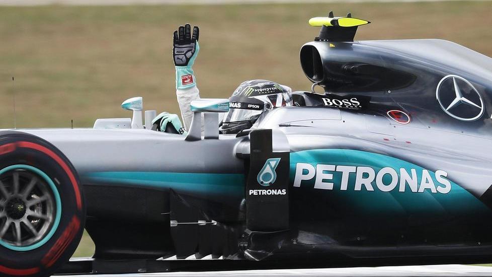 La Ferrari giù anche in Germania