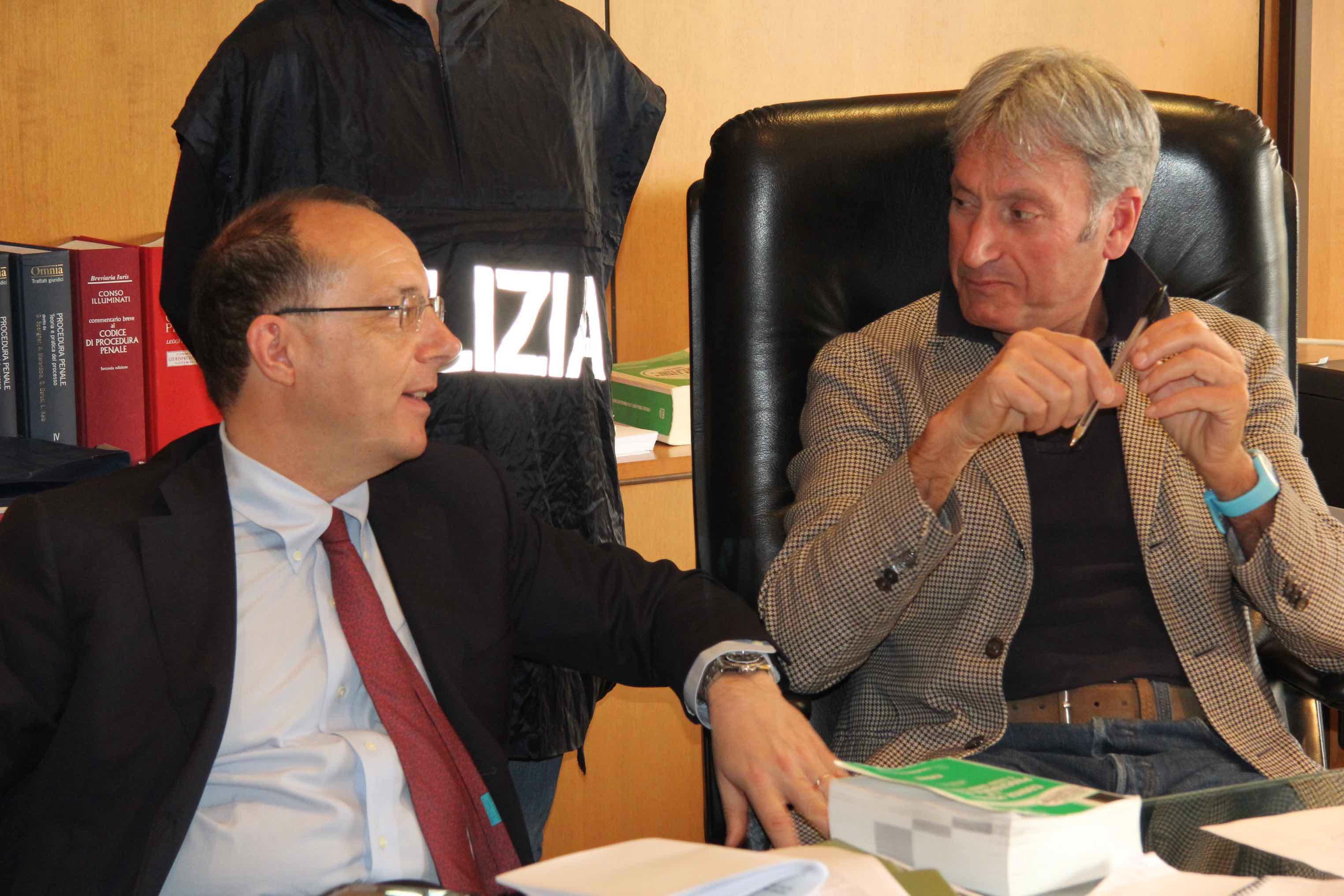 Il sostituto procuratore Antonio Sangermano insieme al procuratore capo Giuseppe Nicolosi