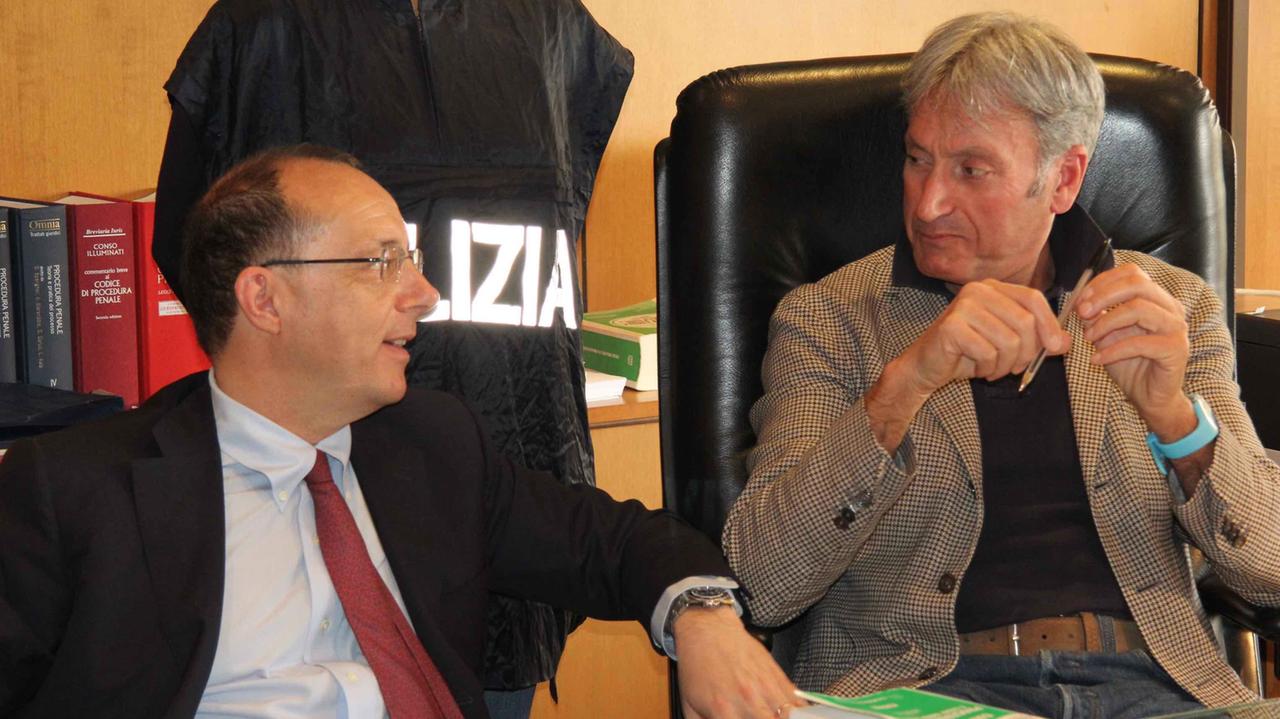 Il sostituto procuratore Antonio Sangermano insieme al procuratore capo Giuseppe Nicolosi