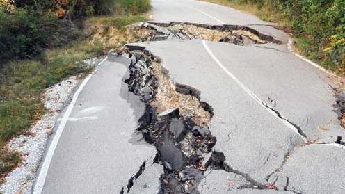 Frane, opposizione all’attacco «Si trovino i soldi per la 329»