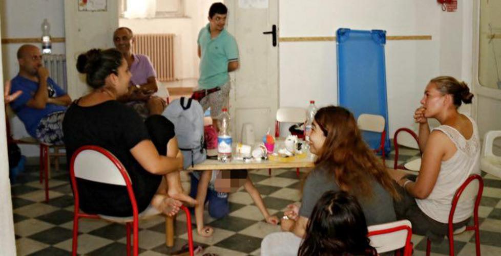 Occupato anche l’ex asilo di via Cambini 