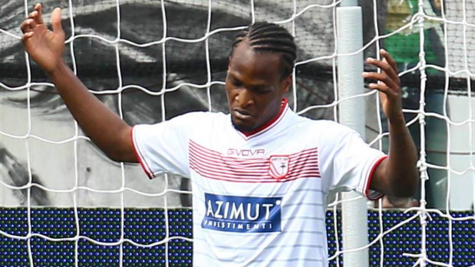 Carpi, ora l’Atalanta stringe per Belec Mbakogu, altro rinvio