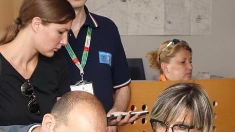 Maria Teresa Carosella nel Centro di coordinamento e soccorso (Foto Gori)