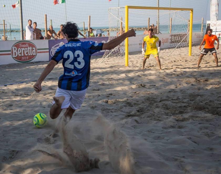 Beach soccer, il Pisa Paim sa solo vincere 