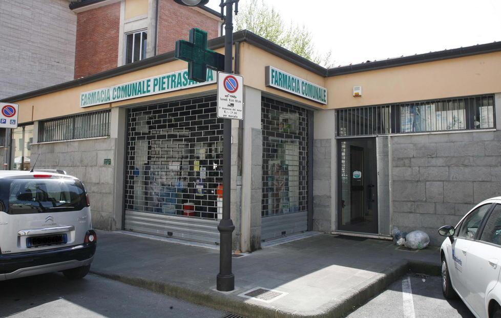 La farmacia trasloca al Portone 