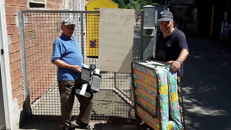 Nuova vita alle “cose vecchie”, così l’Auser si finanzia