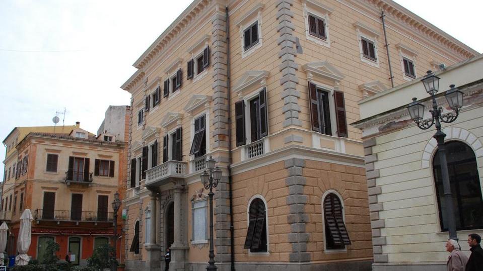 Il municipio maddalenino