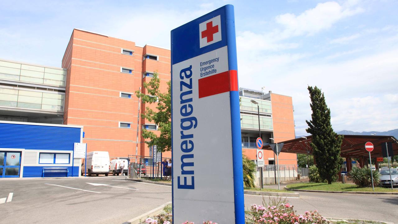 L'ingresso del pronto soccorso dell'ospedale Versilia