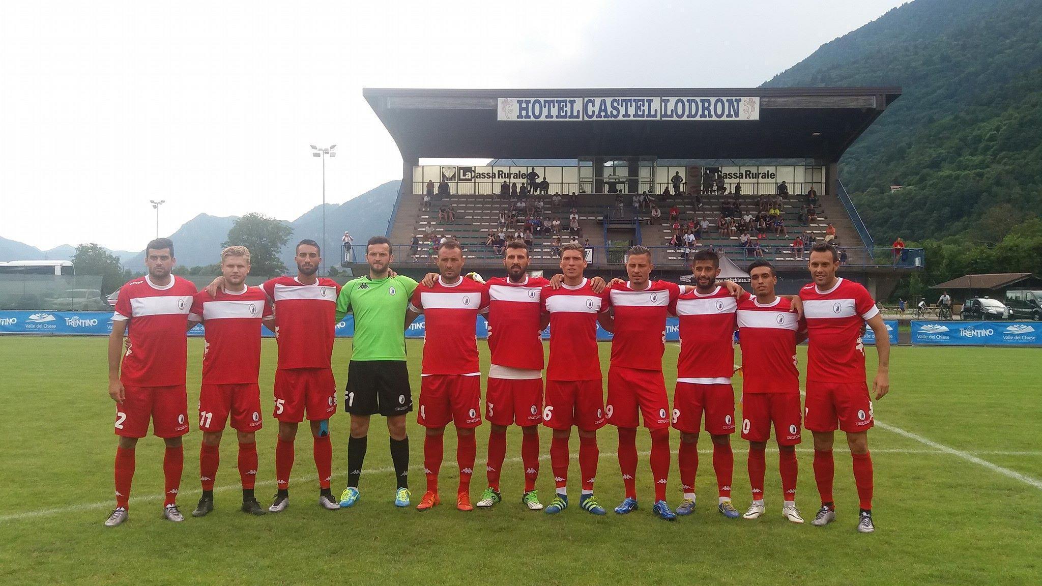 La formazione del Pisa durante il ritiro in Trentino