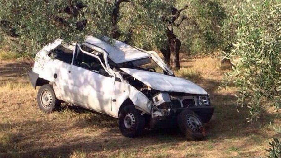 Ha un incidente con l’auto e viene ritrovato dopo ore