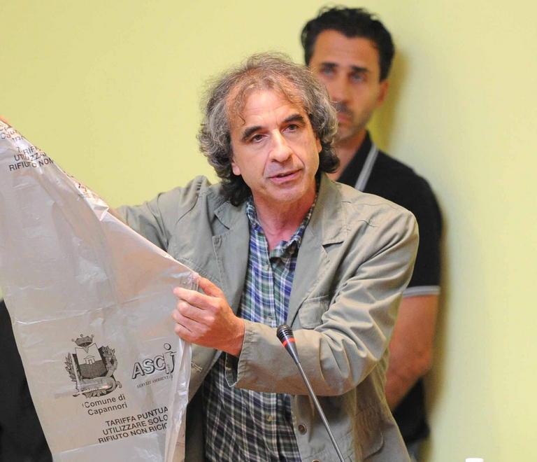Rifiuti non riciclabili Appello alle aziende