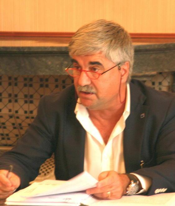 Tornerà al Comune la gestione dei parcheggi blu 