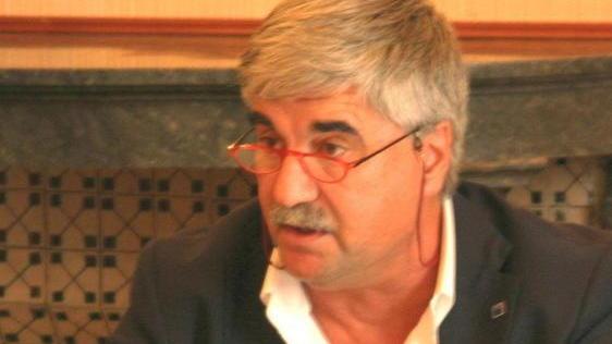 Tornerà al Comune la gestione dei parcheggi blu